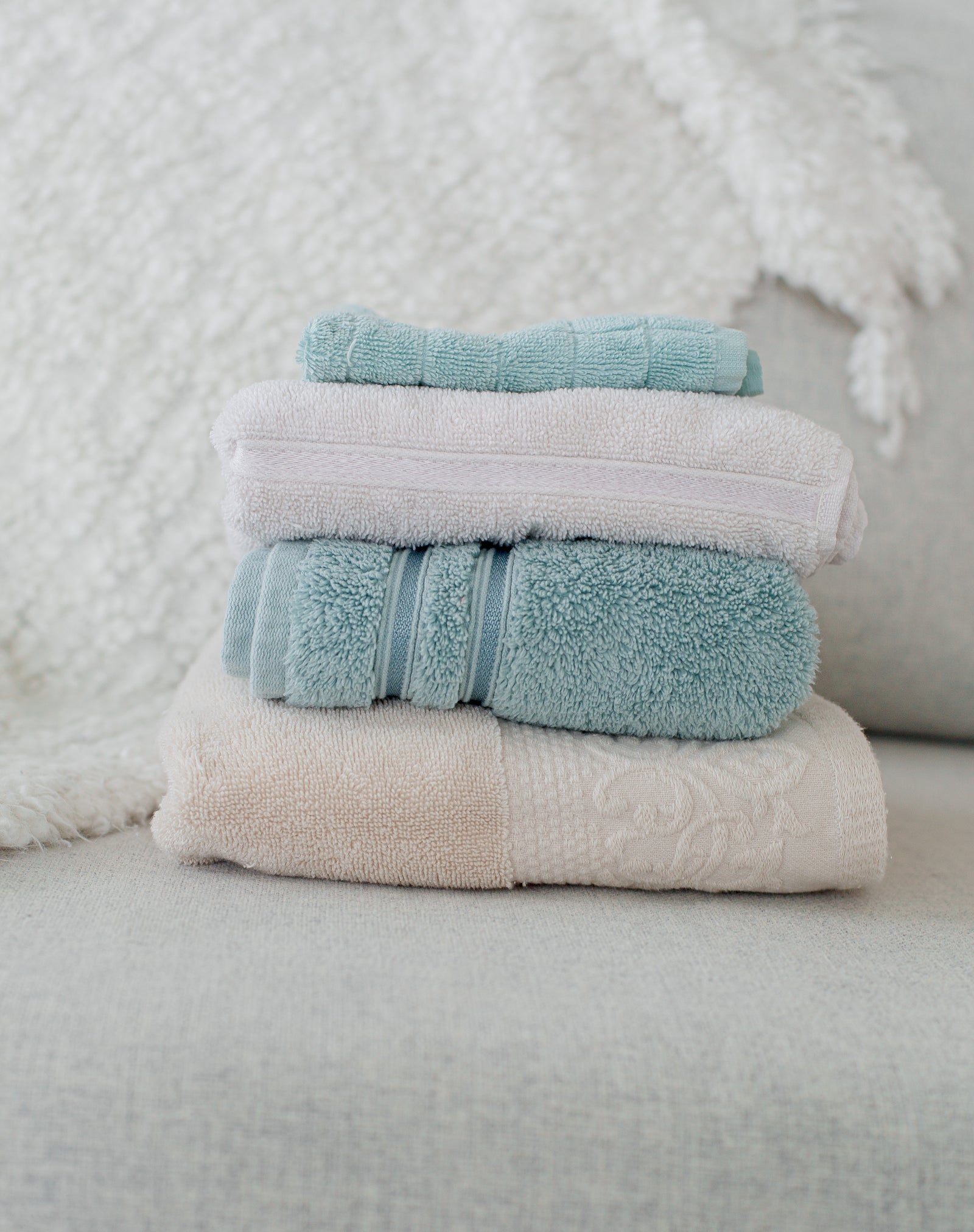 Folded textiles prepared for despatch